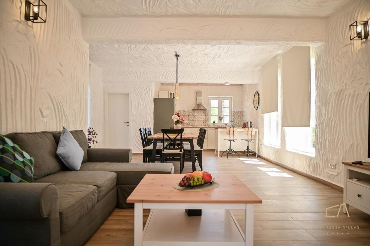 Villa Pepina Risika Exteriör bild